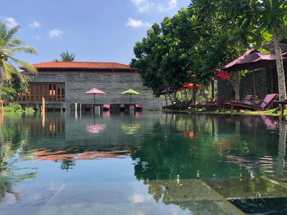 Utmt - Underneath The Mango Tree Spa & Beach Resort Диквелла Экстерьер фото