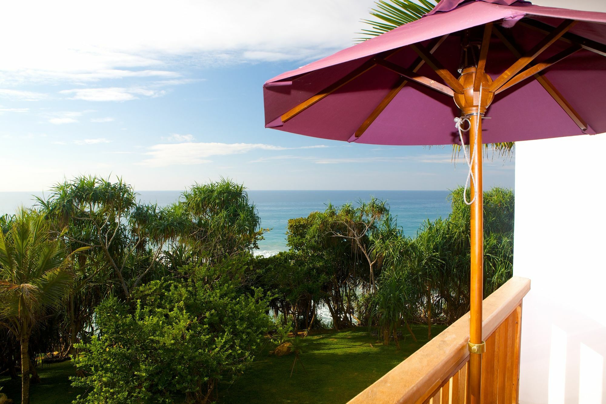 Utmt - Underneath The Mango Tree Spa & Beach Resort Диквелла Экстерьер фото